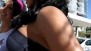 Curvy Latina ladies oil up to twerk..